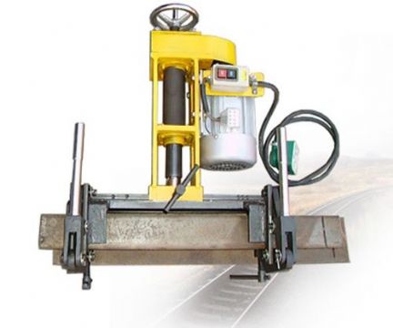 點(diǎn)擊查看詳細(xì)信息<br>標(biāo)題：三相電動(dòng)鋼軌鉆孔機(jī) 閱讀次數(shù)：2560