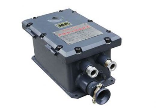 點(diǎn)擊查看詳細(xì)信息<br>標(biāo)題：礦用150W隔爆電源箱 閱讀次數(shù)：2233