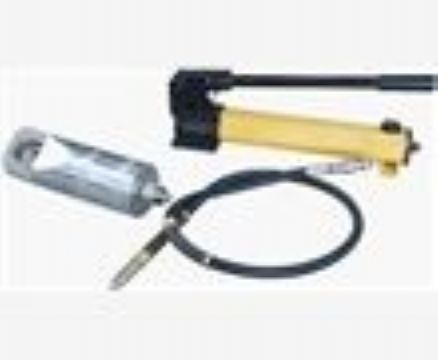 點擊查看詳細信息<br>標題：液壓螺帽破切器 閱讀次數(shù)：2502