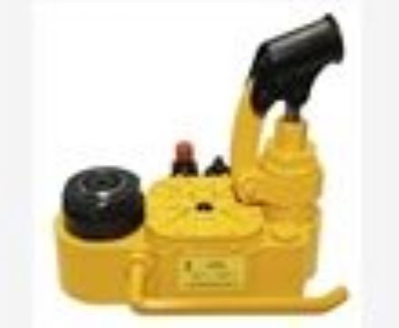 點擊查看詳細信息<br>標題：YQ-88B型高鐵液壓起道器 閱讀次數(shù)：2247