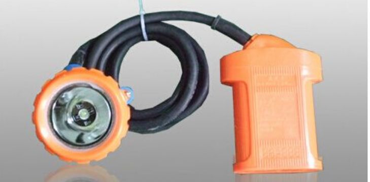 點擊查看詳細信息<br>標題：KL3LM(B)型鋰電礦燈 閱讀次數(shù)：2515