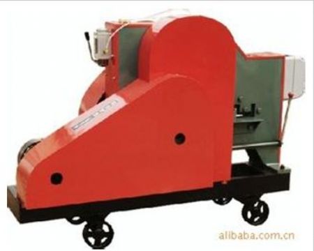 點擊查看詳細(xì)信息<br>標(biāo)題：180型槽鋼切斷機 閱讀次數(shù)：2041