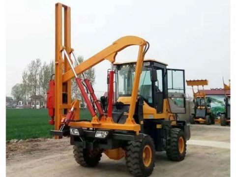 點(diǎn)擊查看詳細(xì)信息<br>標(biāo)題：打樁機(jī) 閱讀次數(shù)：3232