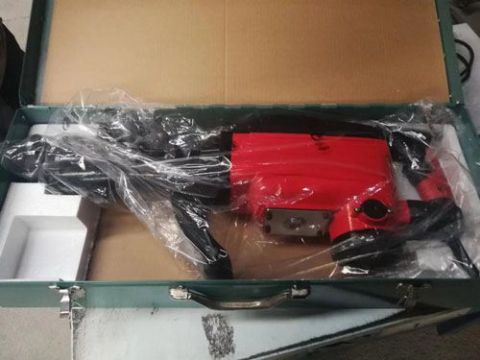 點(diǎn)擊查看詳細(xì)信息<br>標(biāo)題：電鎬 閱讀次數(shù)：2277